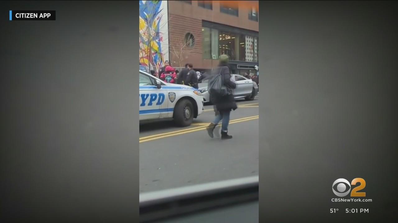 18-year-old injured in Lower East Side shooting - CBS New York