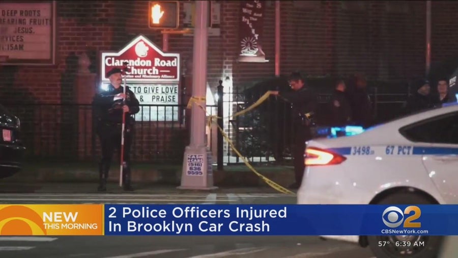 NYPD officers hurt in crash responding to call in Brooklyn - CBS New York