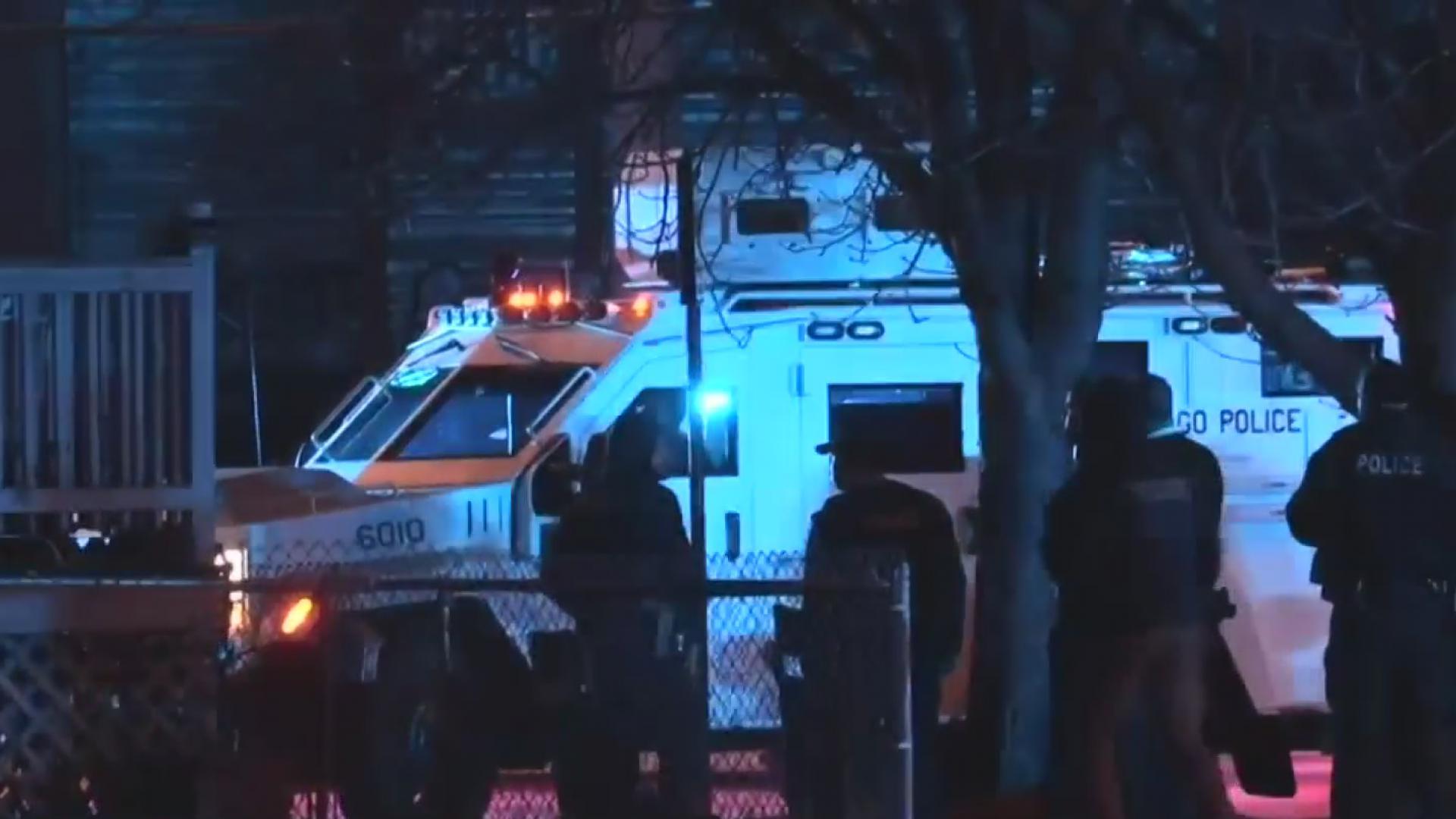 Chicago shooting: Man shot during argument on Far South Side - CBS Chicago