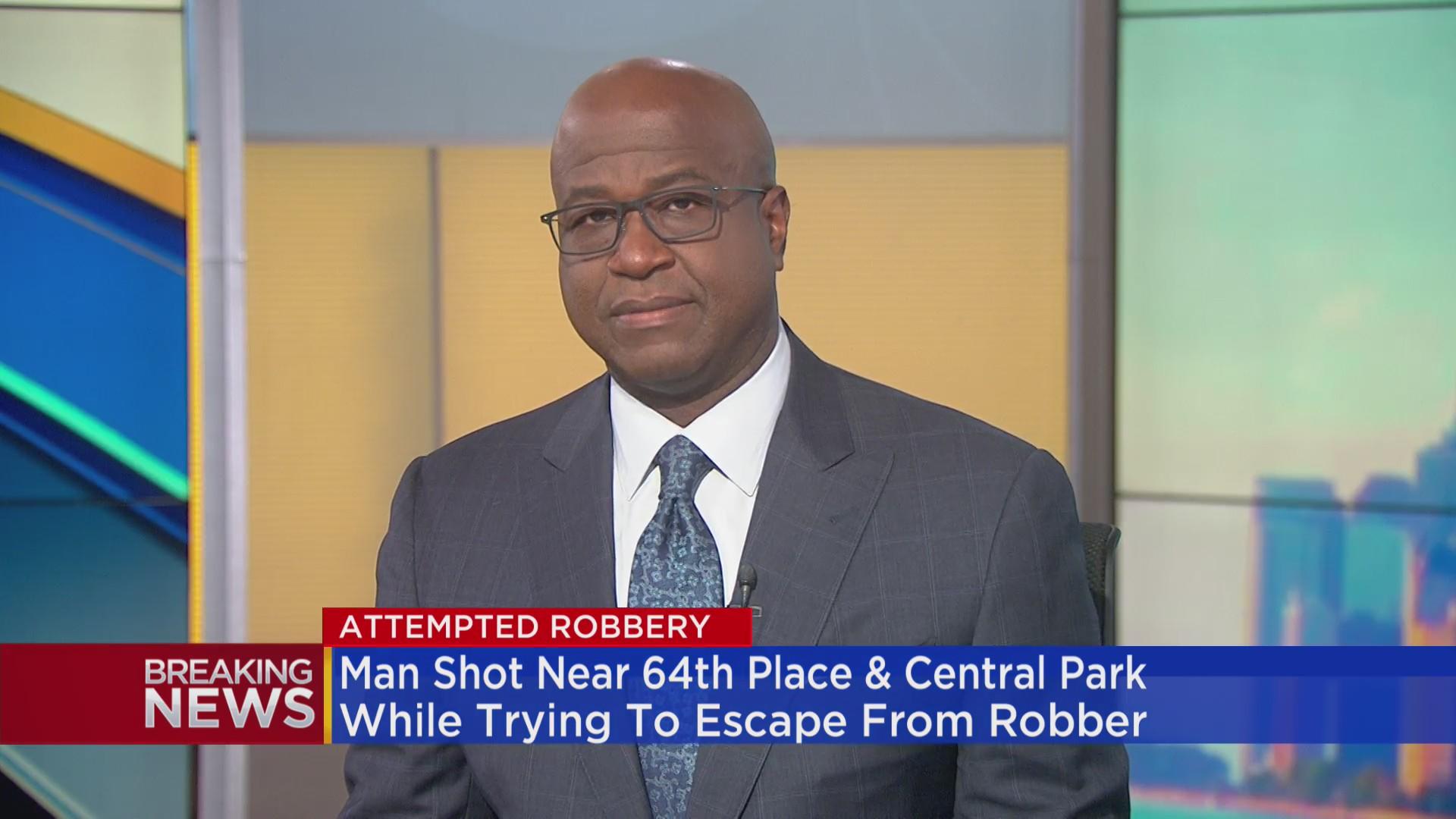 Man shot during attempted robbery - CBS Chicago
