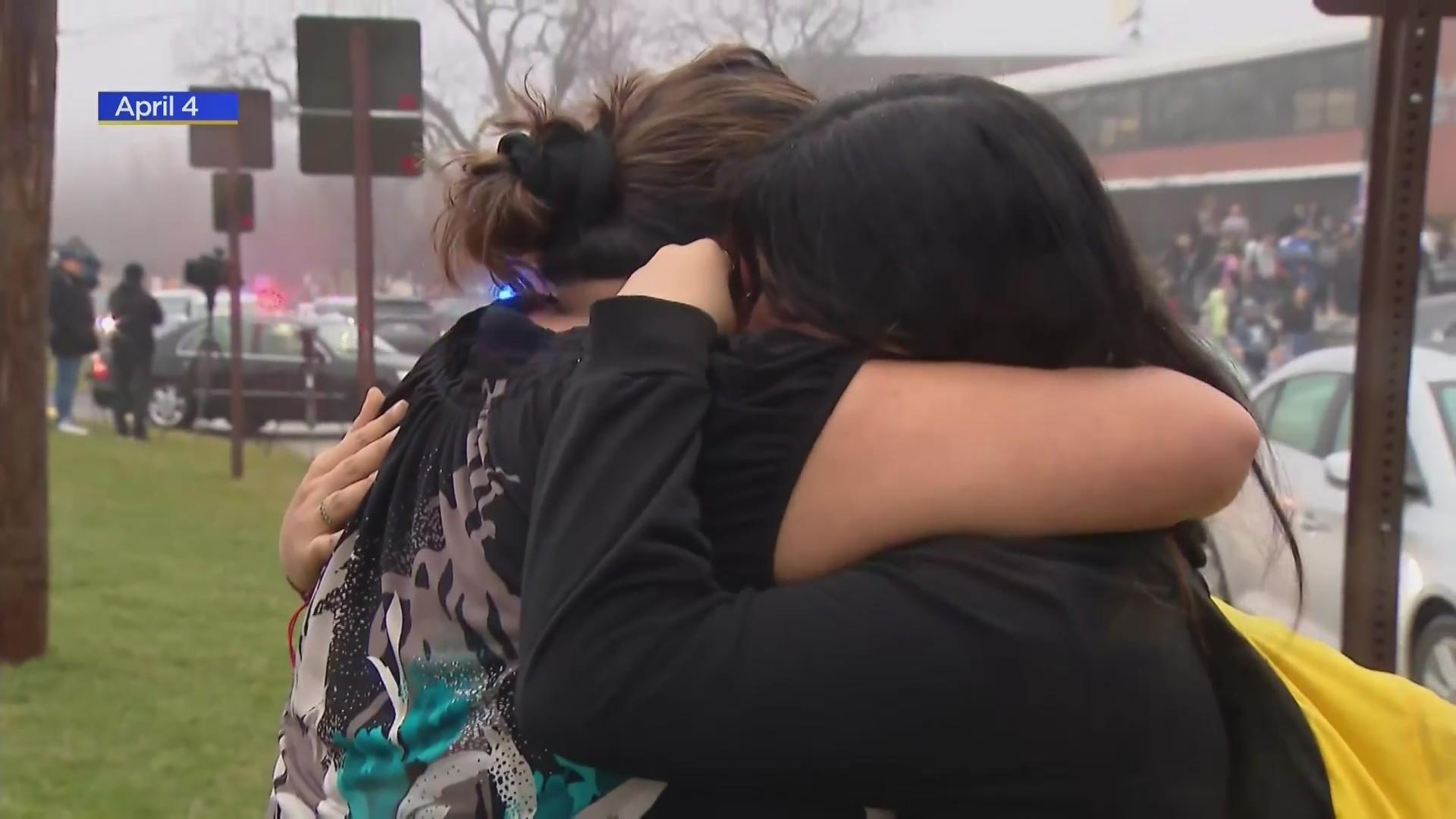 Parents demand answers after gun in Highland Park High School - CBS Chicago