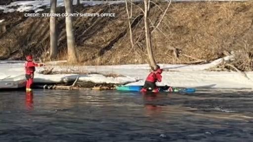 Kayaker rescued by Good Samaritan after capsizing on raging Sauk River ...