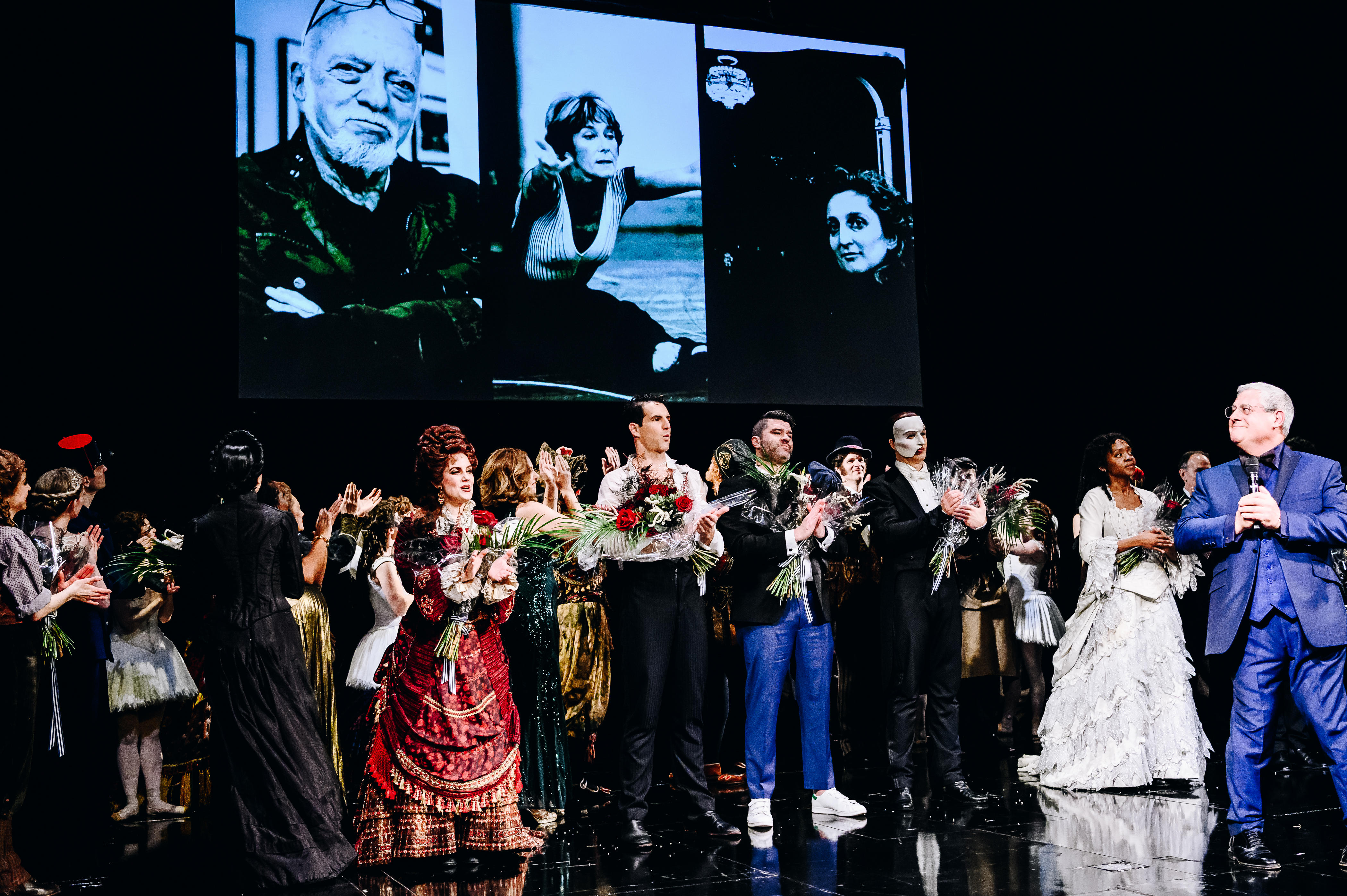 "Phantom of the Opera" Closing Performance - Curtain Call 