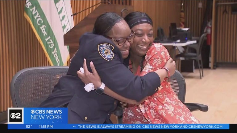 NYPD Officer Vadrien Alston meets woman who donated kidney after seeing ...