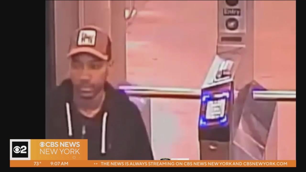 Suspect slashed man who intervened in dispute on C train in Brooklyn ...