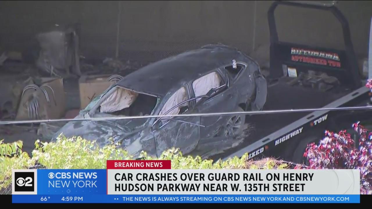 Car plunges off West Side Highway, crashes near 12th Avenue - CBS New York