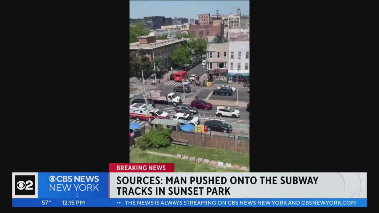 Man pushed into Brooklyn subway tracks; Suspect in custody - CBS New York