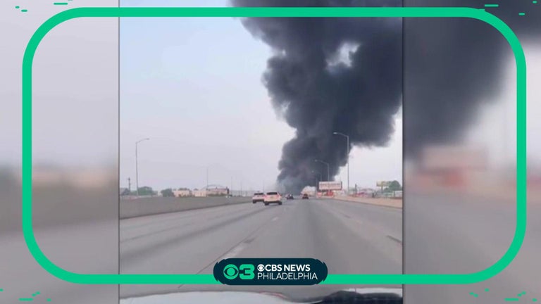 Driver recalls traveling on I-95 in Philadelphia before collapse - CBS ...
