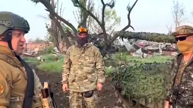 Amid strife with Kremlin, Wagner Group mercenaries enter Russian city ...