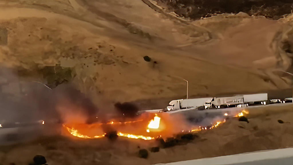 Big rig crash at Altamont Pass backs up eastbound I-580 traffic - CBS ...