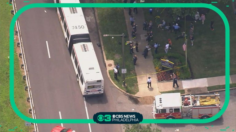 SEPTA bus crash Philadelphia: 1 dead, 13 injured - CBS Philadelphia