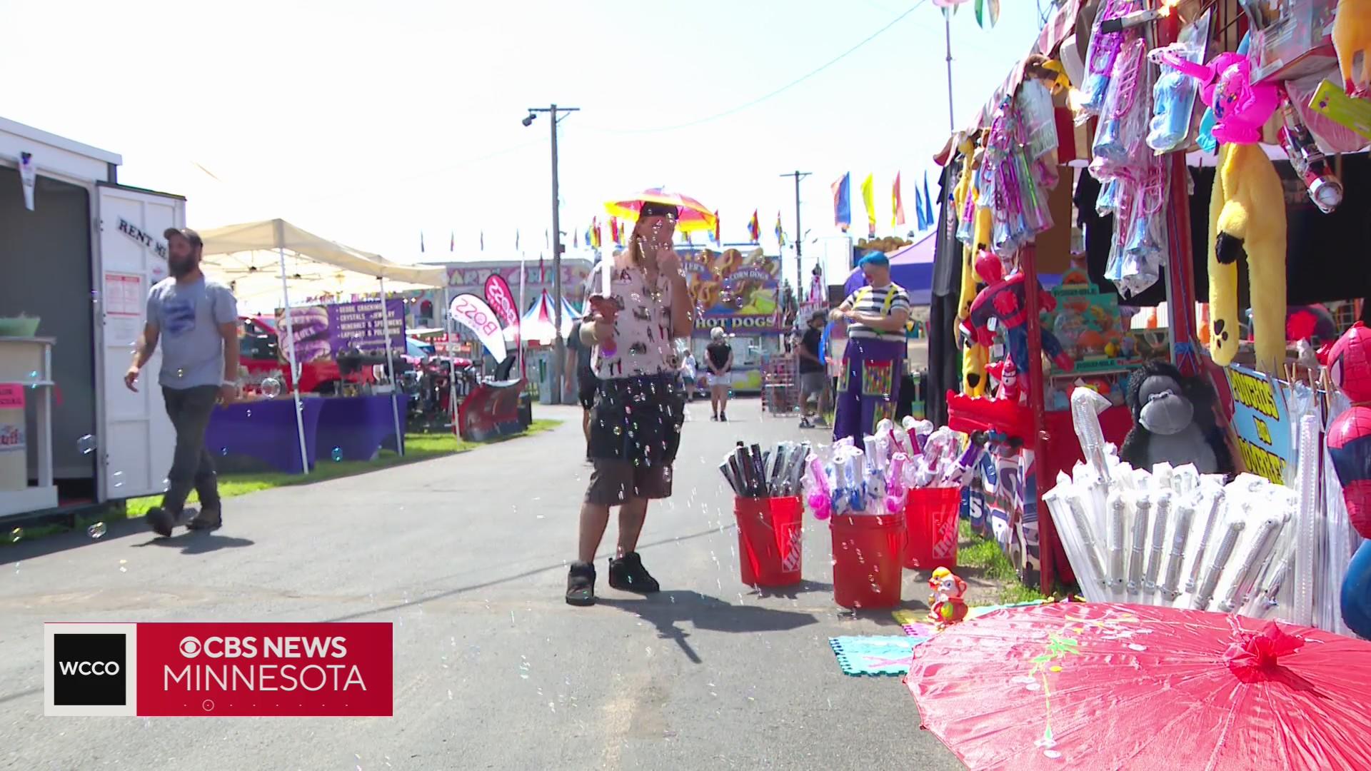 Anoka County Fair goes on, with modifications to beat the heat - CBS ...
