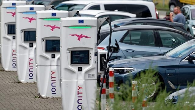 Electric vehicle charging stations are a hot commercial property ...