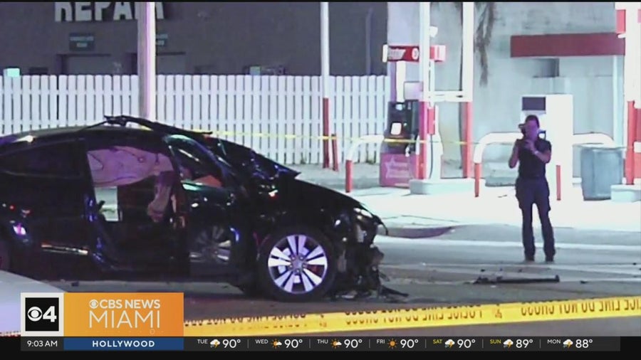 Car riddled with bullets crashes in Fort Lauderdale, one dead - CBS Miami
