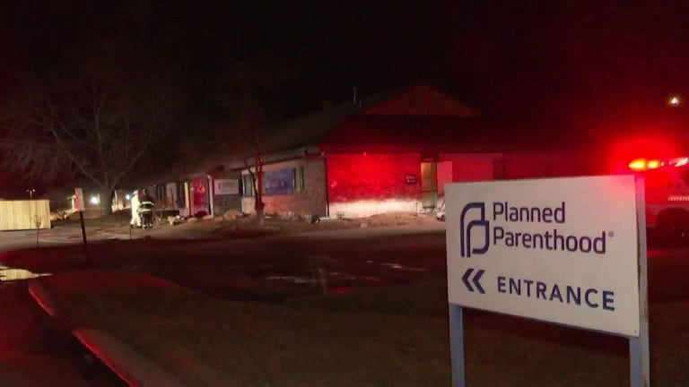 Man gets 10 years for firebombing Peoria Planned Parenthood - CBS Chicago