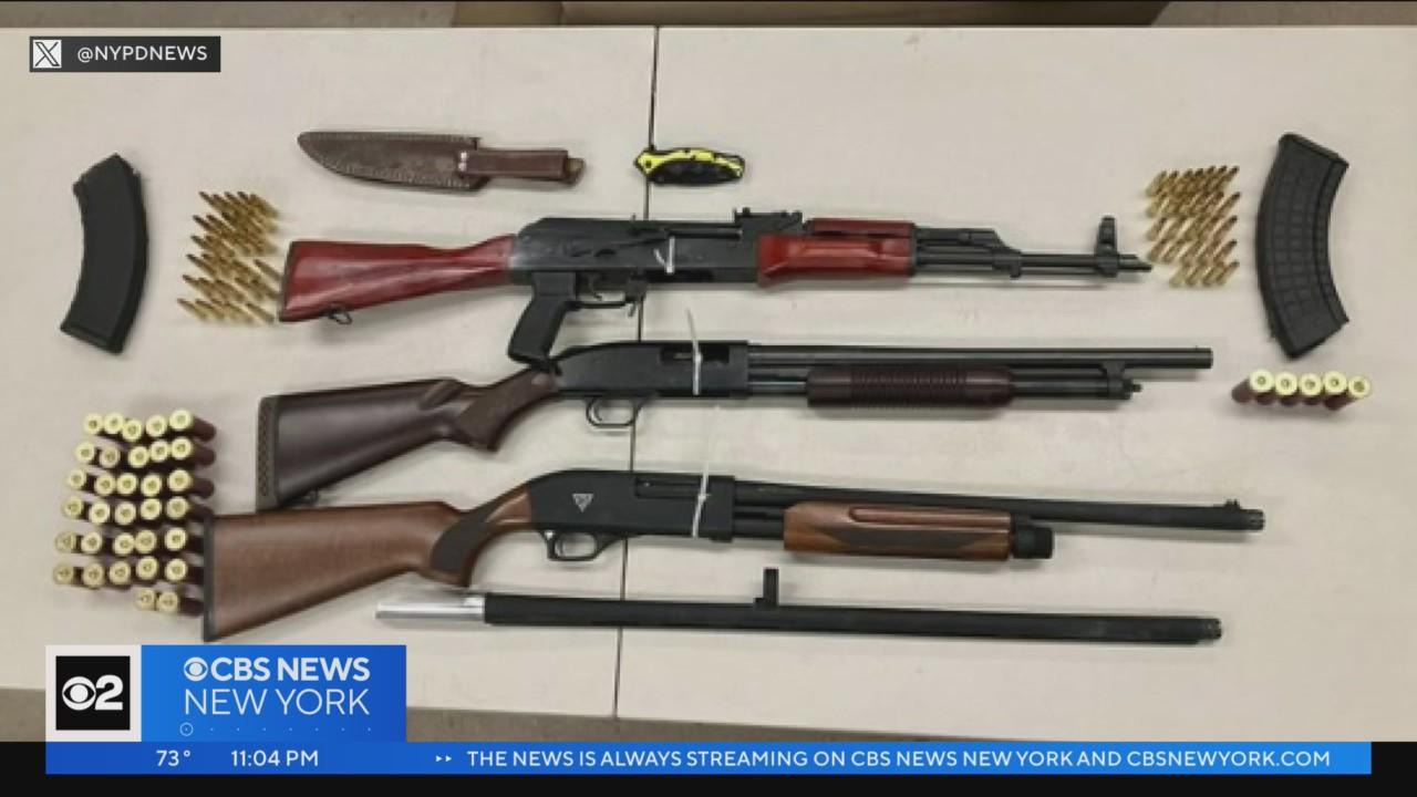 NYPD credits alert witness for helping catch man with high-powered guns ...