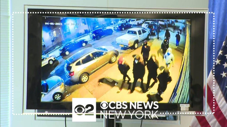 12 alleged gang members indicted for violent crimes in the Bronx - CBS ...