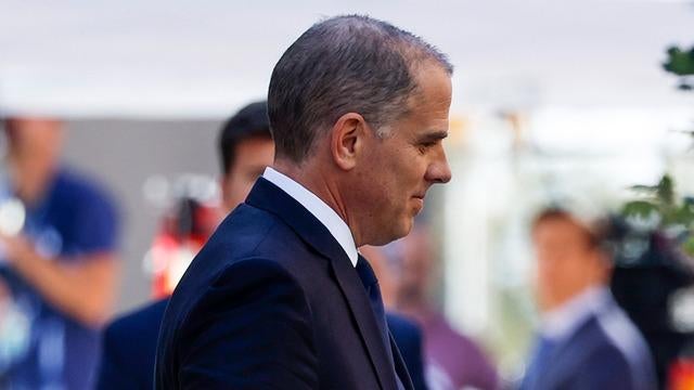 Hunter Biden trial on felony gun charges tentatively set for week of ...