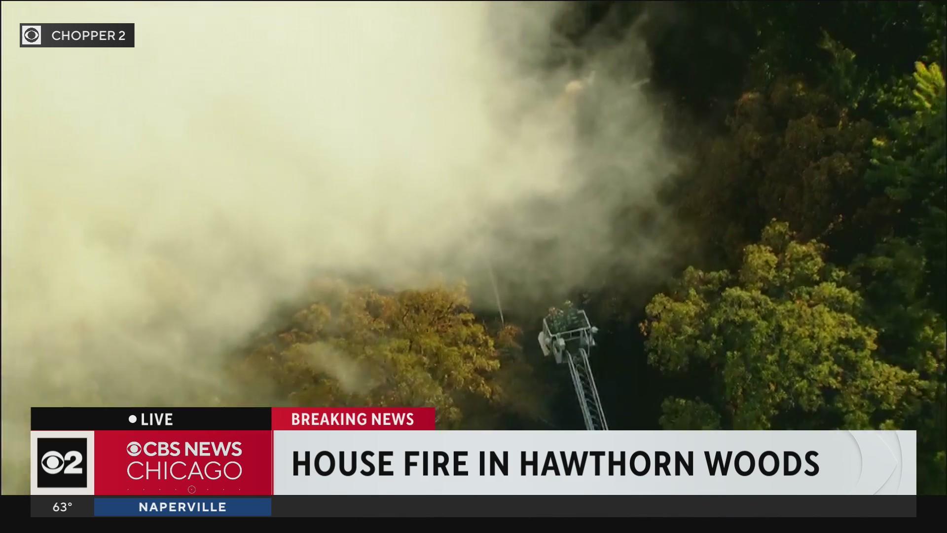 Extra-alarm fire burning at home in Chicago's far north suburbs - CBS ...