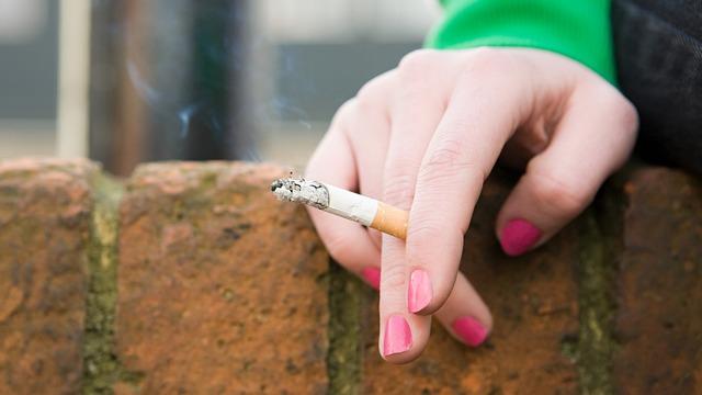 U.K. takes a big step closer to a phased-in ban on all tobacco sales