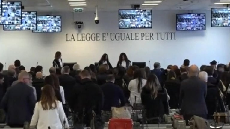 Police blitz targeting Italian mafia nets nearly 150 arrests: