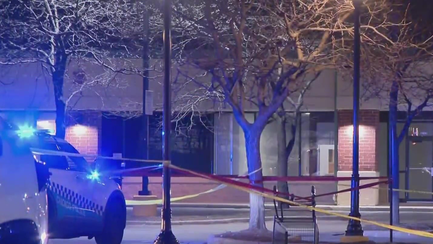Boy, 17, shot and killed on Chicago's Near West Side - CBS Chicago