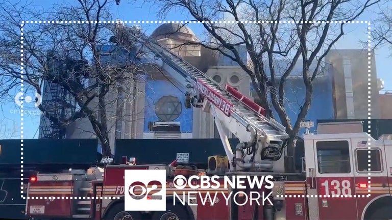 FDNY responds to synagogue fire in Queens - CBS New York