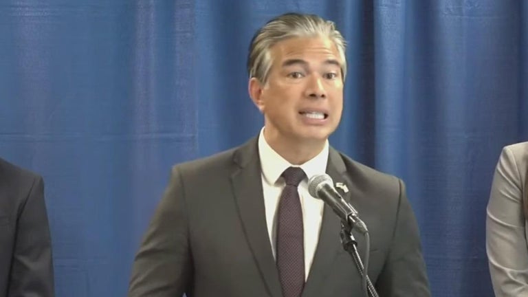 San Francisco retail theft suspect arrested while getting off plane in ...