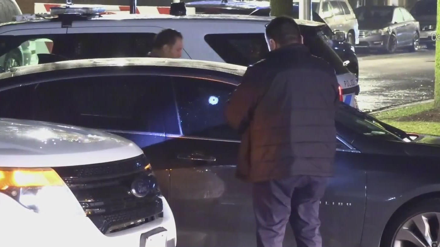 Driver hurt in apparent road rage shooting on Chicago's Northwest Side ...