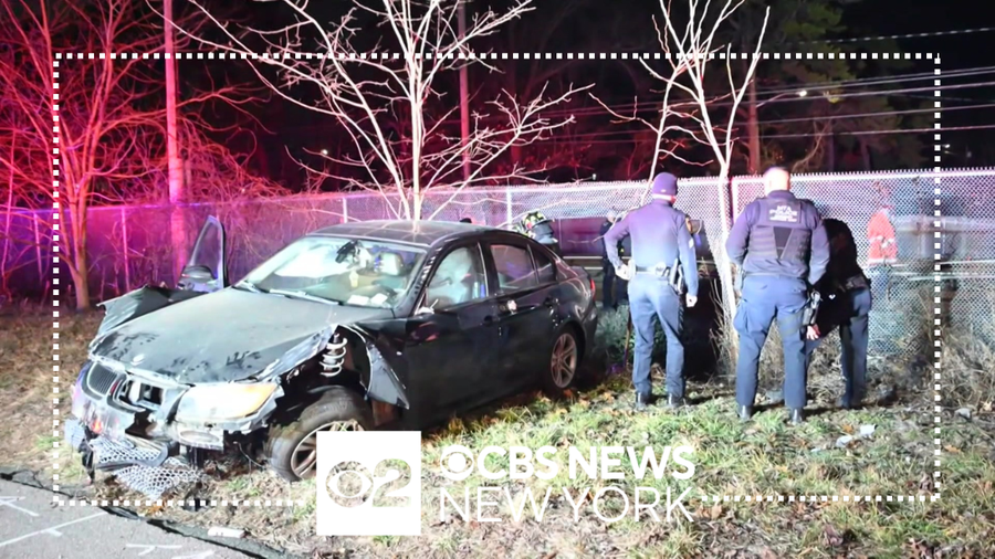 Car smashes through fence, damages LIRR tracks in Suffolk County - CBS ...