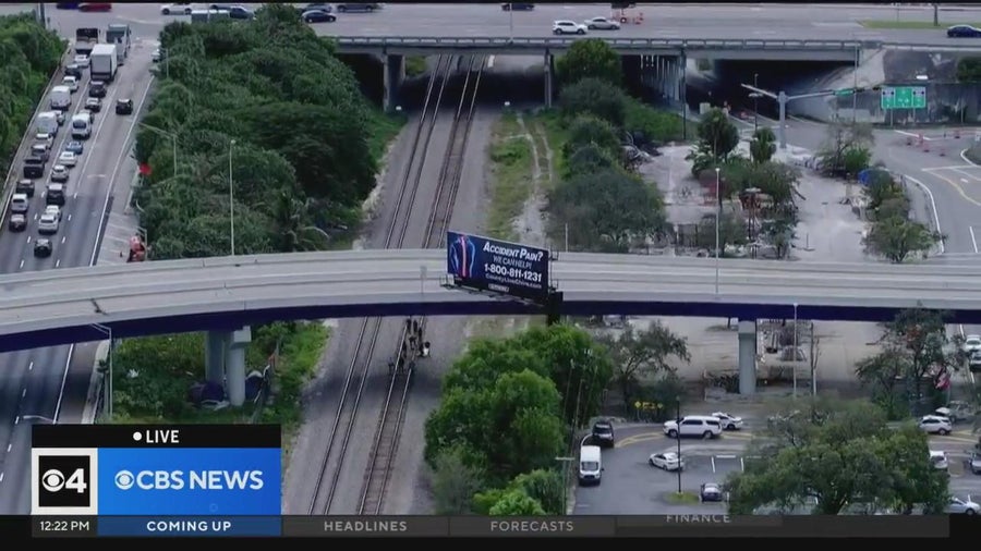 Man dead after struck by Tri-Rail train in Fort Lauderdale - CBS Miami