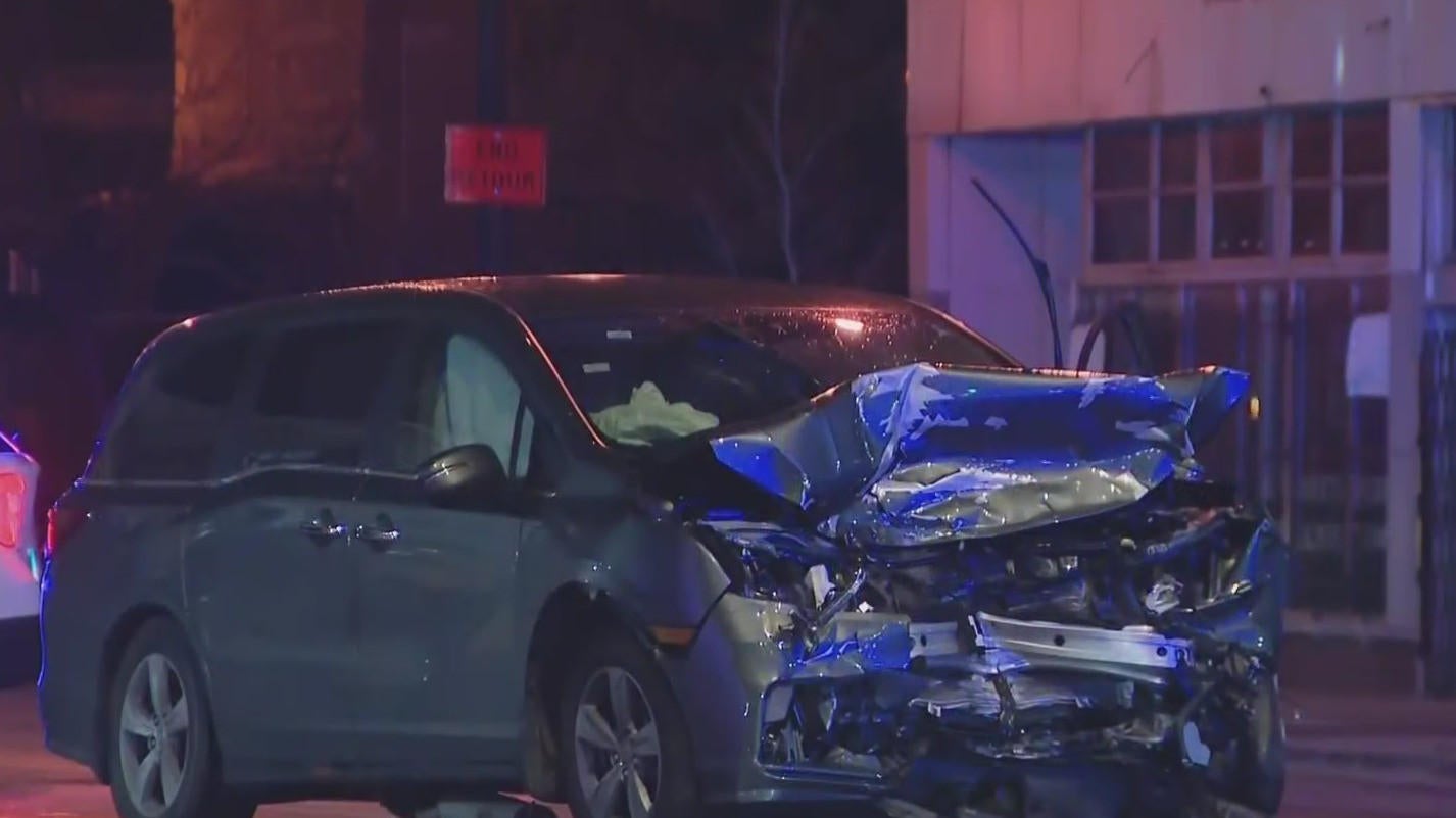 6 people seriously injured in Southwest Side Chicago crash - CBS Chicago