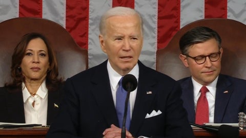 In State of the Union, Biden urges GOP to back immigration compromise: "Send me the border bill