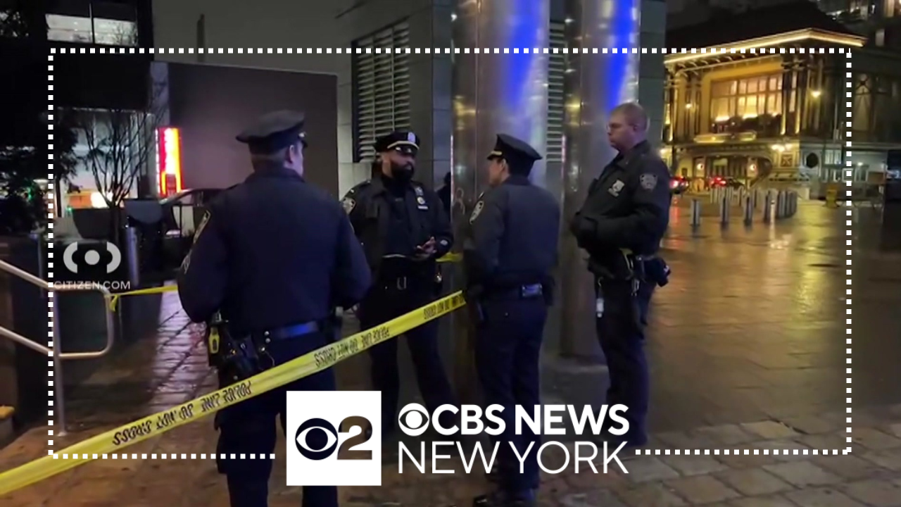 Suspect identified after woman slashed in face at Manhattan subway ...