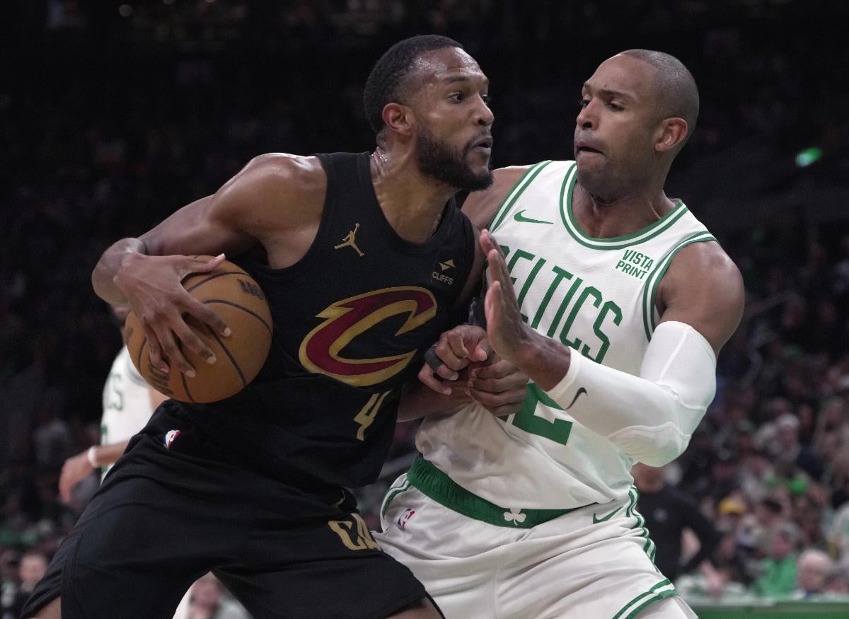 How to watch the Boston Celtics vs. Cleveland Cavaliers NBA Playoffs game tonight: Game 3 livestream options 1 gettyimages-2151793882-1.jpg