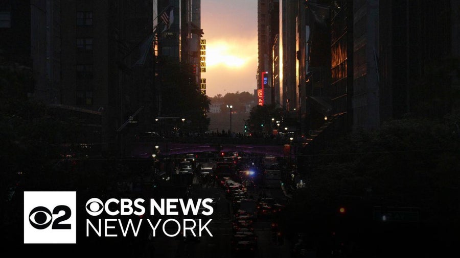 Manhattanhenge 2024 is visible again tonight in NYC. Here's where to(00)