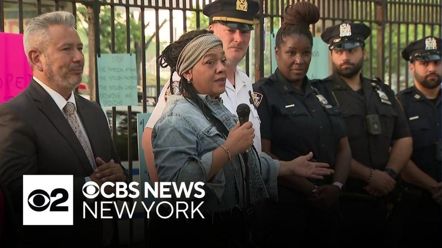2 NYPD officers shot in Queens while investigating string of robberies ...