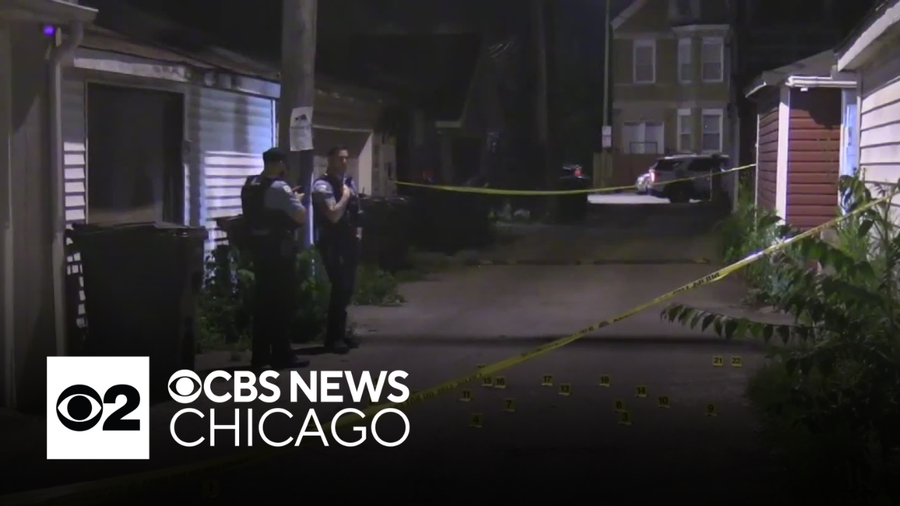 Teen shot in arm while walking through Chicago Southwest Side alley ...