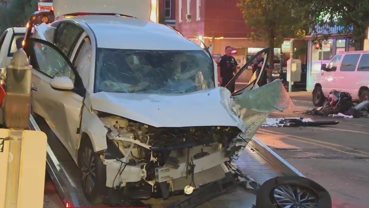 Homestead car crash leaves 1 dead, 7 injured - CBS Pittsburgh