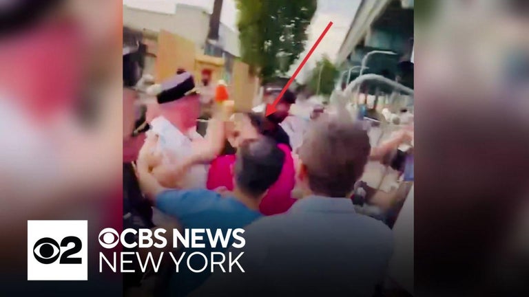 NYC Council member accused of biting NYPD official at Brooklyn protest ...