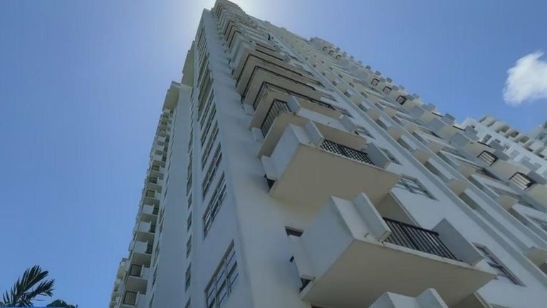 Photo inspiration: Aventura High Rise Fails 40 Year Recertification Residents Wonder What Photo Inspiration