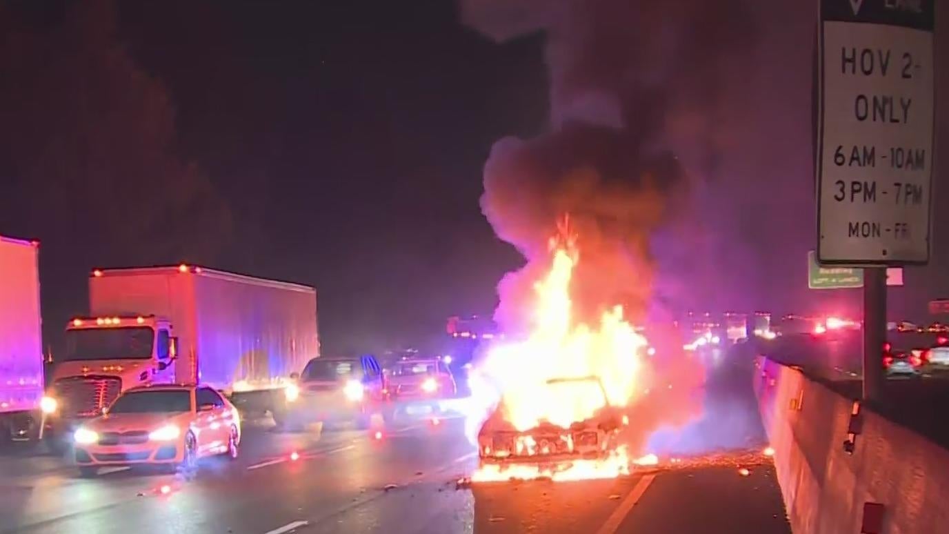 Car fire, overturned semi-truck snarls traffic on southbound I-5 in ...