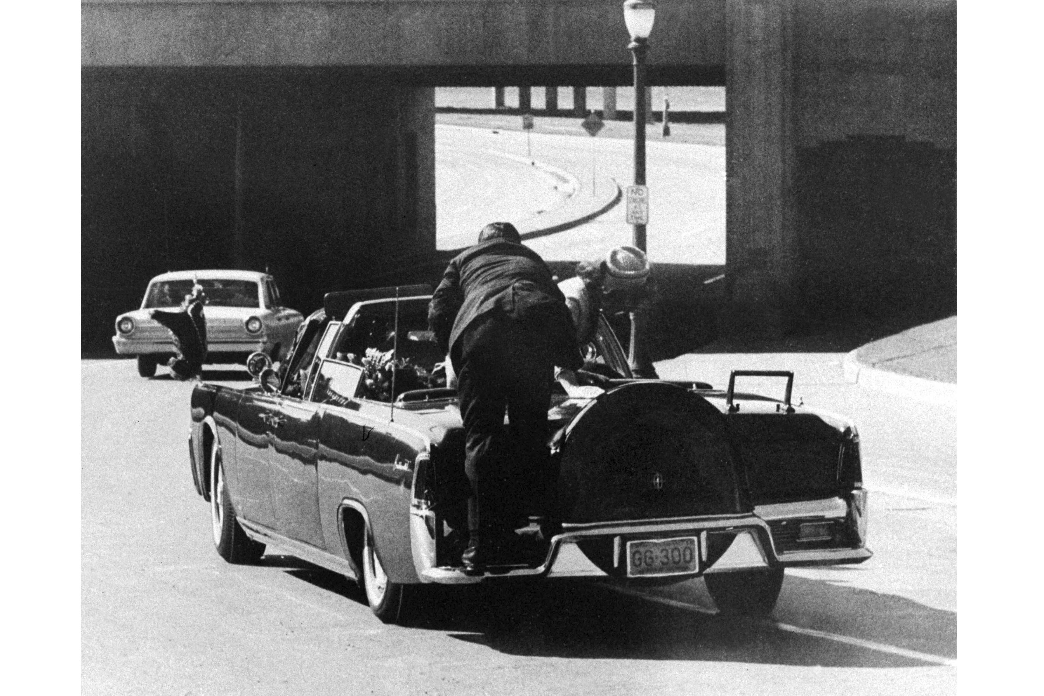 Newly emerged JFK assassination video shows motorcade rushing president ...