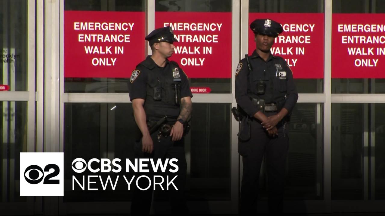 NYPD officer, 2 bystanders shot on Brooklyn subway platform when police