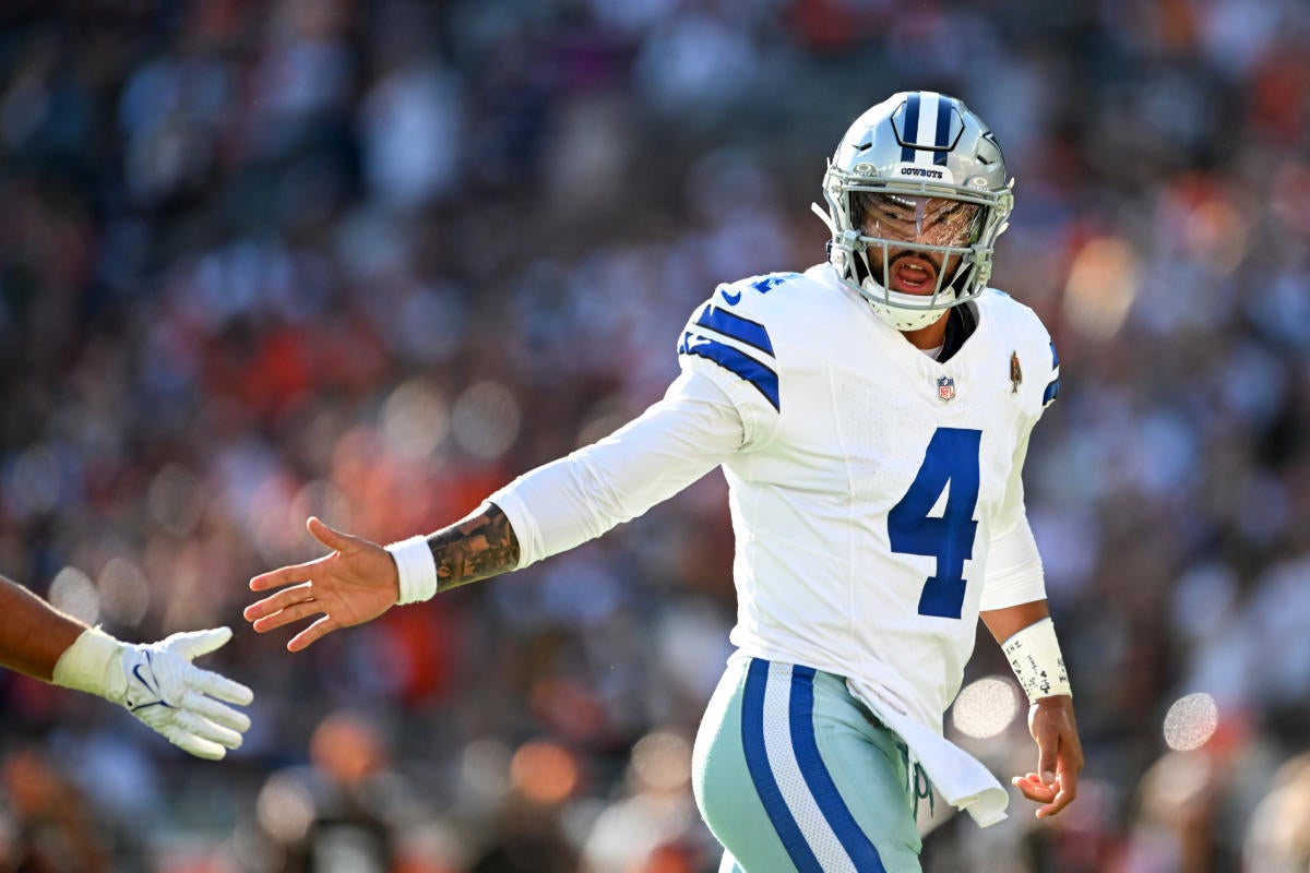 How to watch the Baltimore Ravens vs. Dallas Cowboys NFL game today: Week 3 livestream options, more 1 gettyimages-2170813859-1.jpg