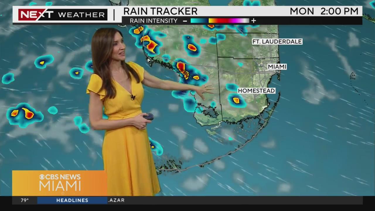 South Florida flirts with record heat after passing morning showers ...