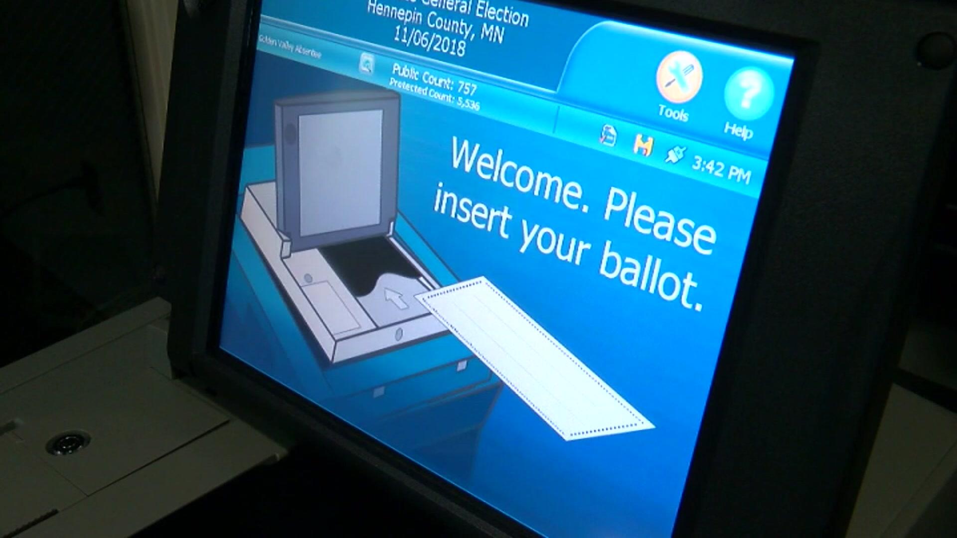 voting-machines-vo-wcco6bc2.jpg 