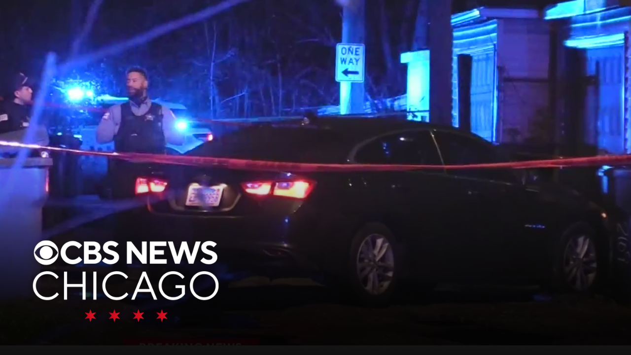 Woman found inside car with gunshot wounds on Chicago's South Side ...