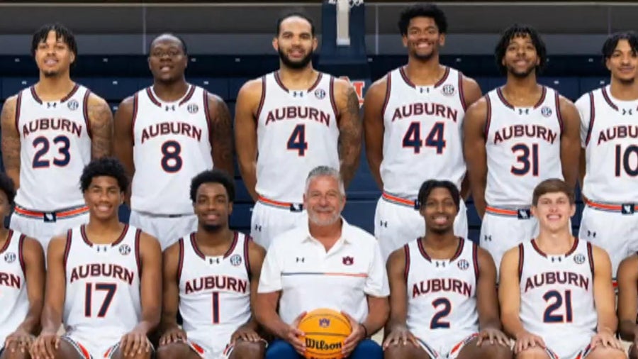 Auburn men's basketball team plane diverted after fight between players(00)