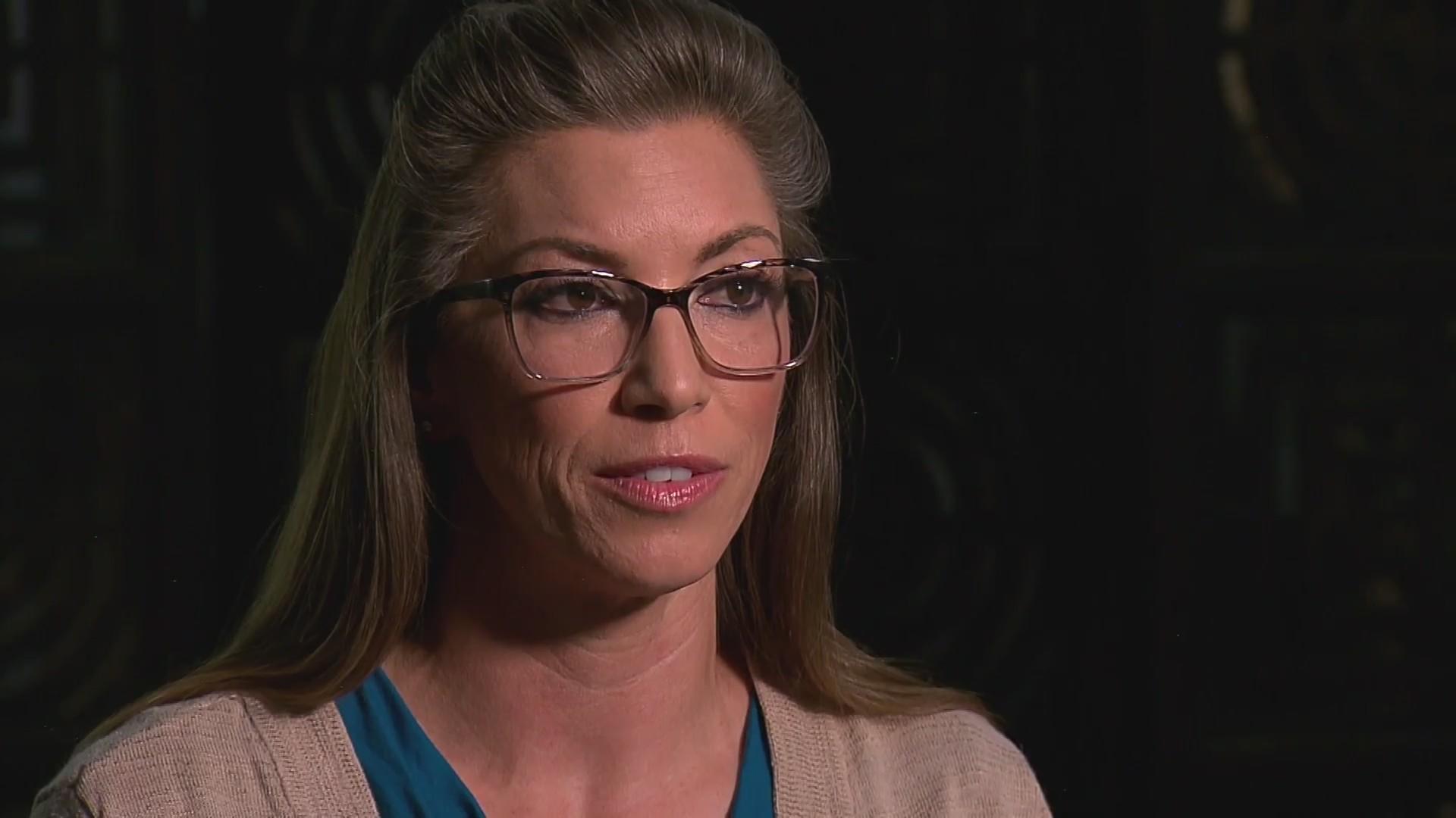 Colorado deputy resigns after discovery of her adult videos; says(00)